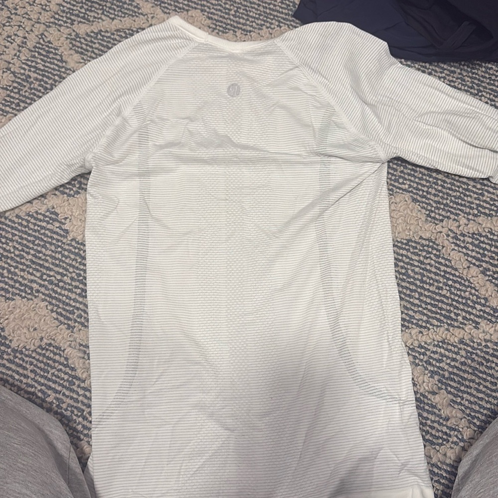 lulu lemon swiftly long sleeve
